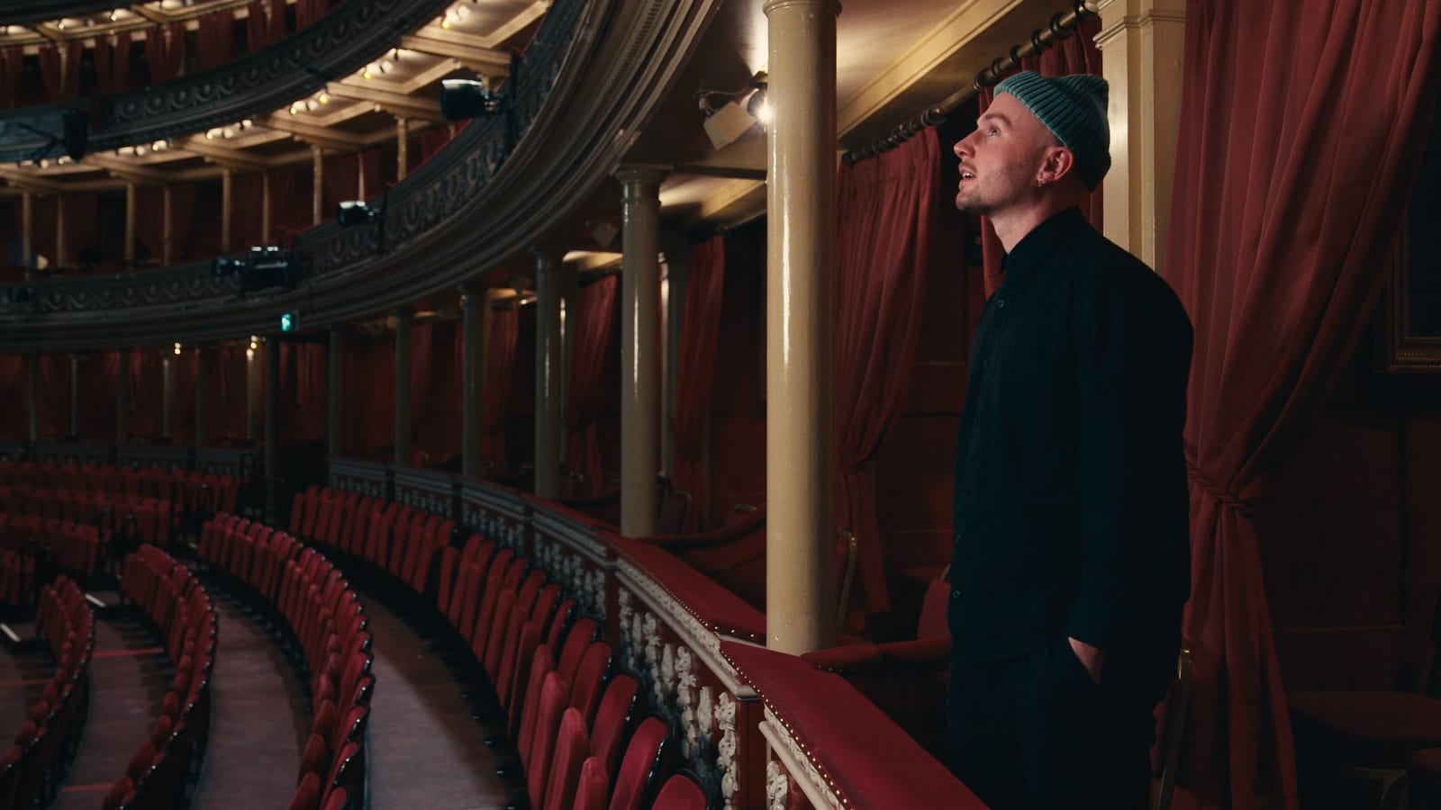 The Royal Albert Hall - The Poets Revival - still 2